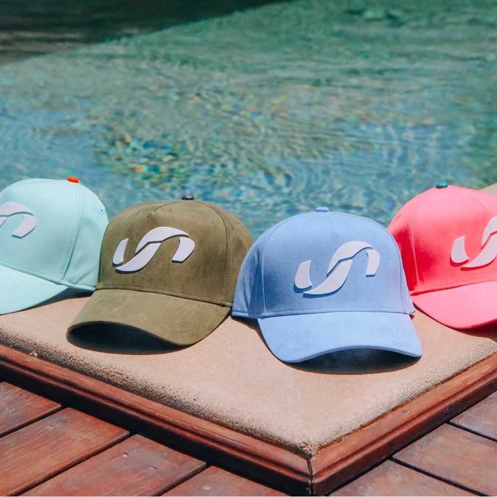 Soflo Riders suede hat with silicone logo